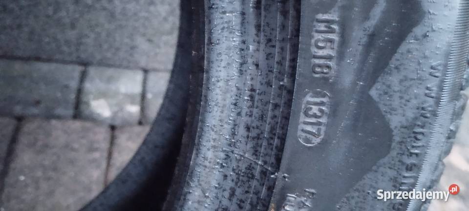 Opony zimowe Pirelli Scottozero 22555r17 Praszka