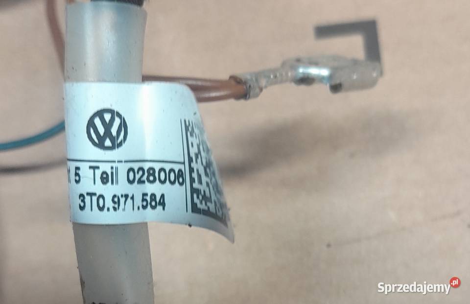 WIĄZKA PRZEWÓD AIRBAG SKODA SUPERB II 3T0971584A Dobiegniew