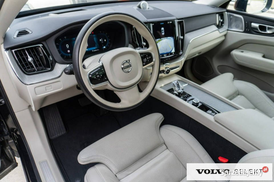 Volvo XC 60 Volvo XC60 B5 AWD Ultimate Dark FV23 Łódź