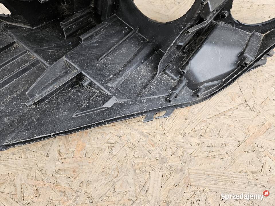 LAND ROVER DISCOVERY SPORT PUSZKA LAMPY LEWA Międzychód