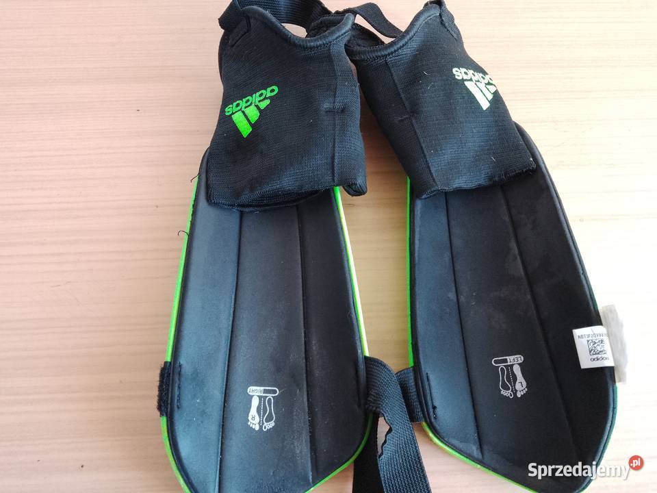 Ochraniacze sportowe piłkarskie L ADIDAS na Sport i Wypoczynek