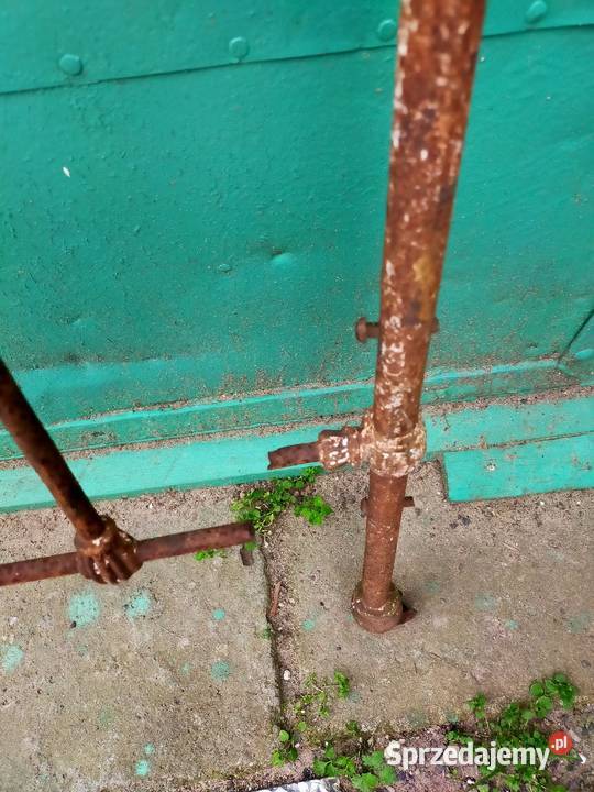 Przedwojenne żeliwne zagłówki do łóżka Połczyn-Zdrój sprzedam