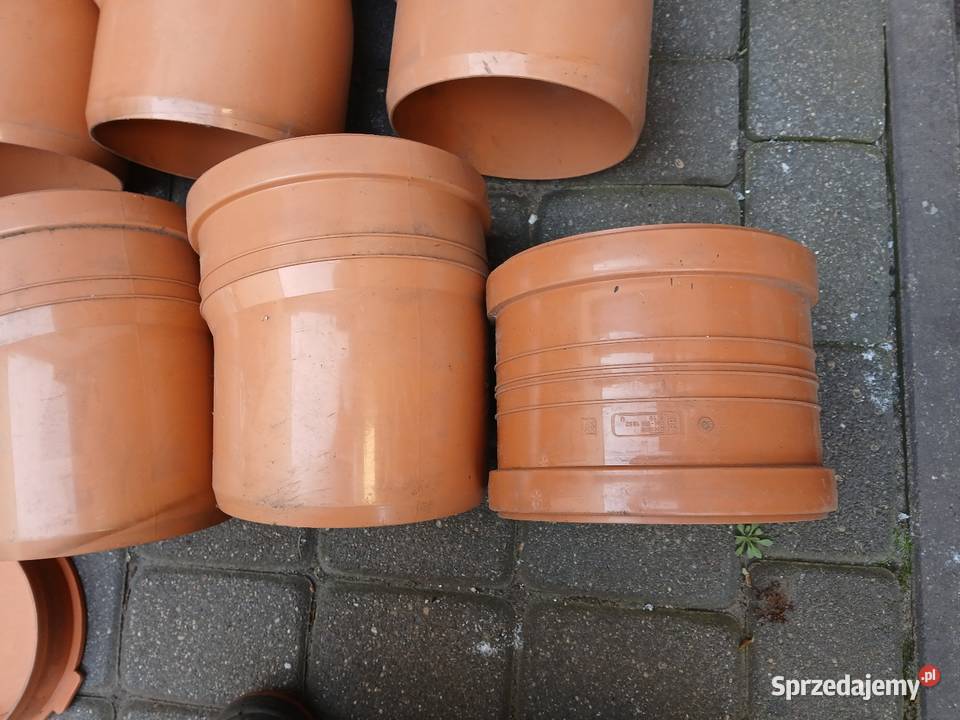 Kolanka kanalizacji podziemnej fi 200