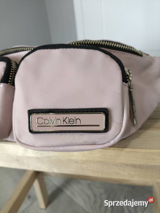 Torebka damska nerka mała Calvin Klein pudrowy Poznań