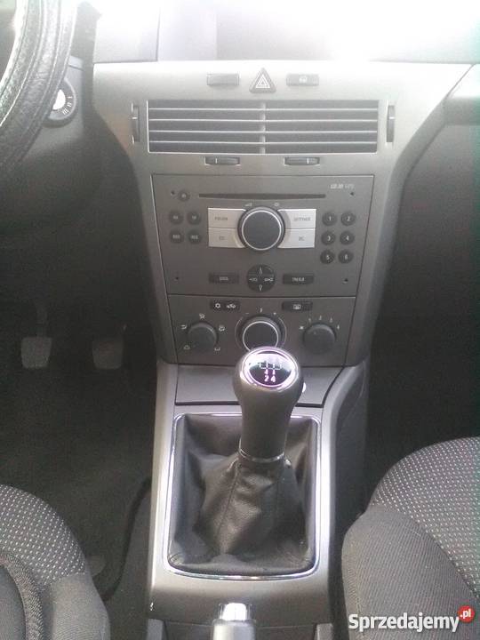 Opel Astra H 14 90 4/5 Silnica