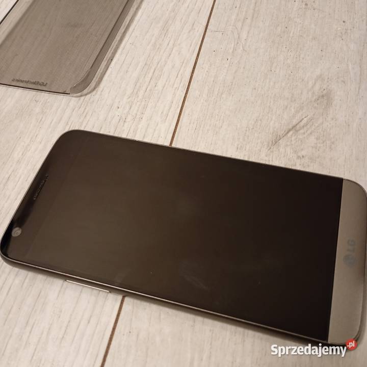 Telefon LG G5 z akcesoriami
