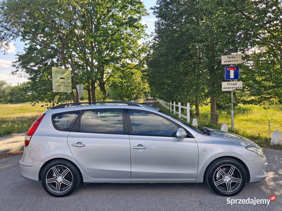 Hyundai i30 2009 nieuszkodzony i30 Piaseczno sprzedam