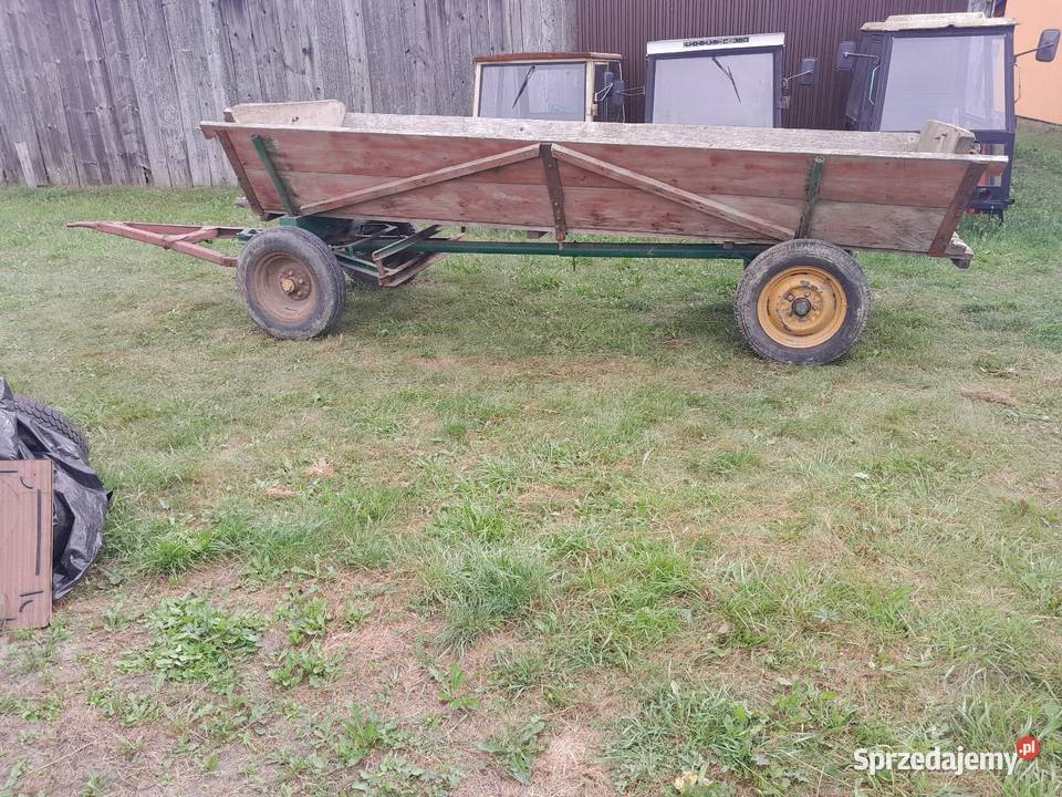 Wóz fura ciągnikiem kompletny gruby materiał nieuszkodzony