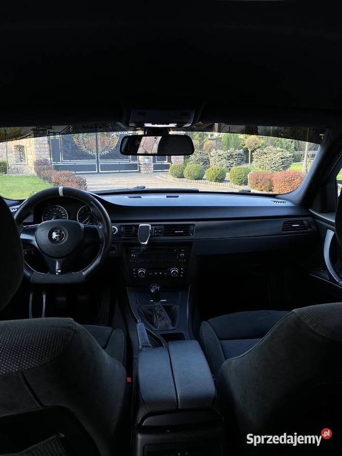 BMW E90 318i 20 benzyna M pakiet Alpinweiss