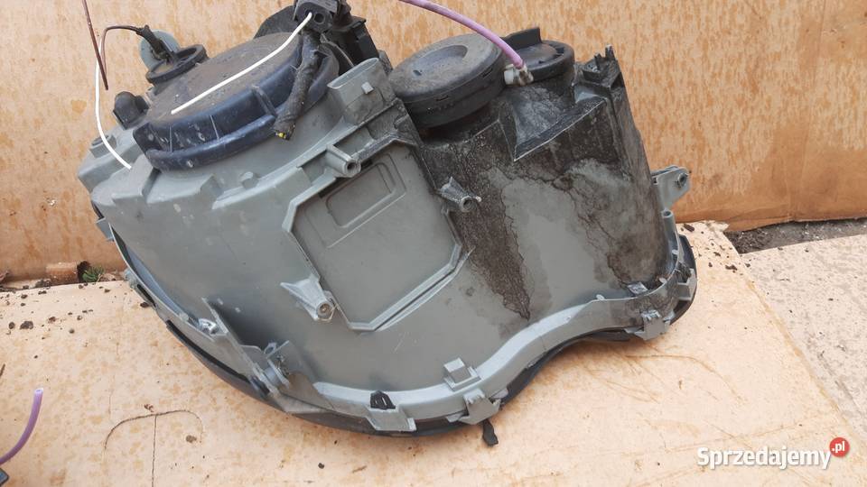 lampa prawa lewa przednia Mercedes C w203 przed osobowe