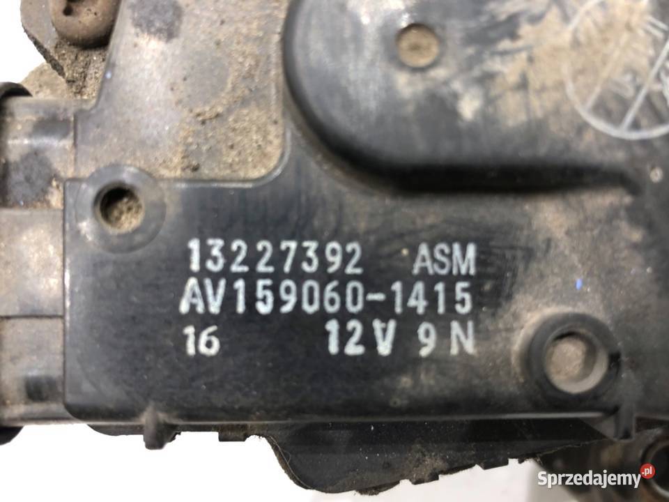 MECHANIZM WYCIERACZEK PRZÓD OPEL INSIGNIA A