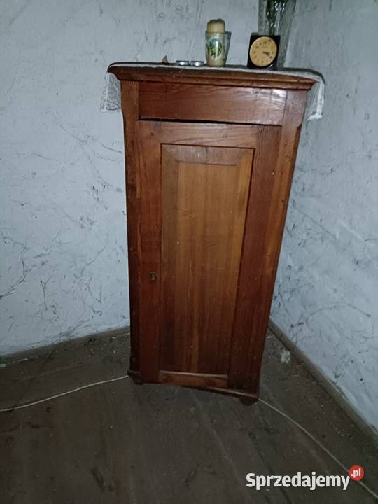Szafka do małej renowacji