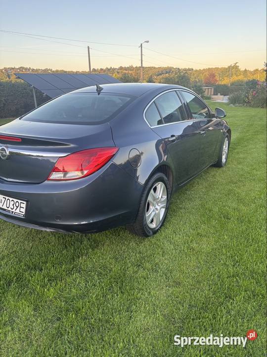 Opel Insignia 18 benzyna Zadbana Sedan / Limuzyna małopolskie Grębynice sprzedam