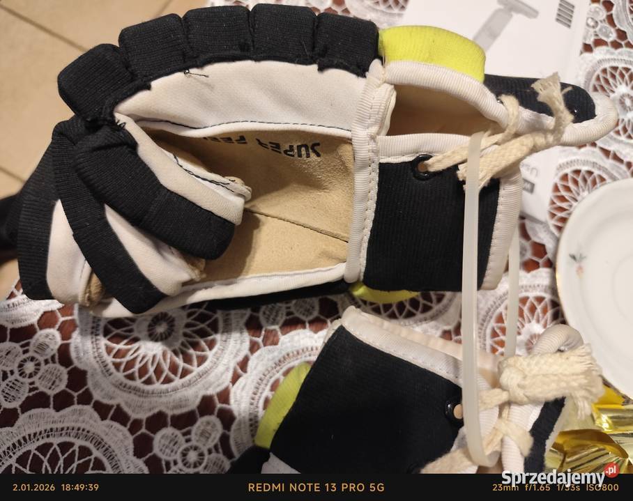 Rękawice hokejowe Rękawice Skawina sprzedam