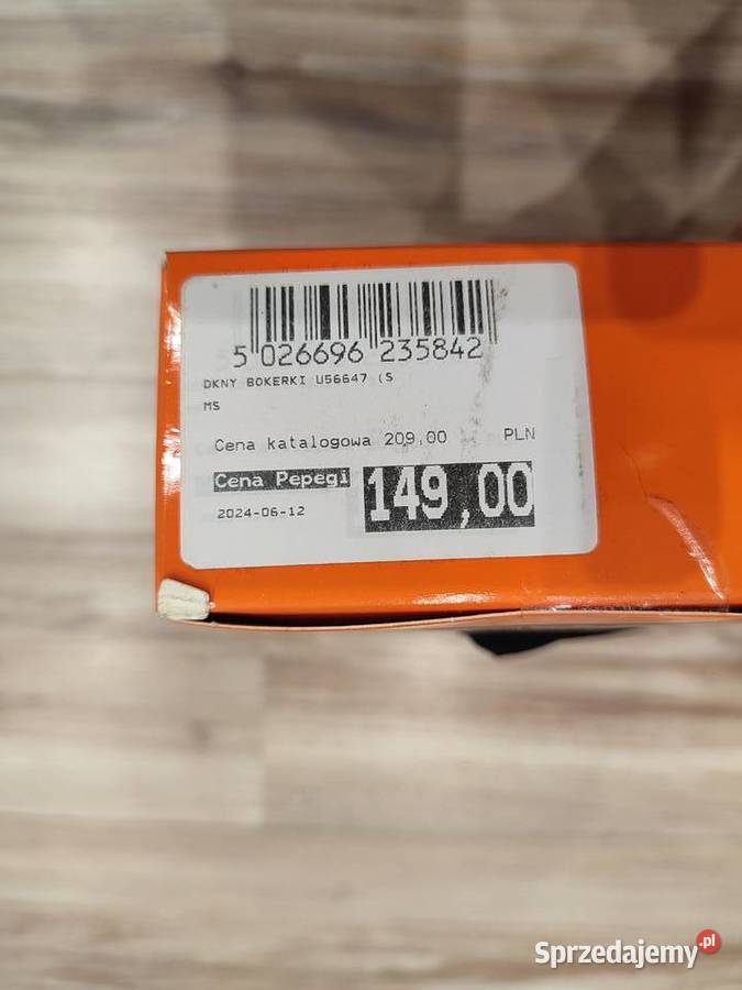 Majtki bokserki męskie DKNY rozmiar S 3pack Rozmiar S Tarnów sprzedam