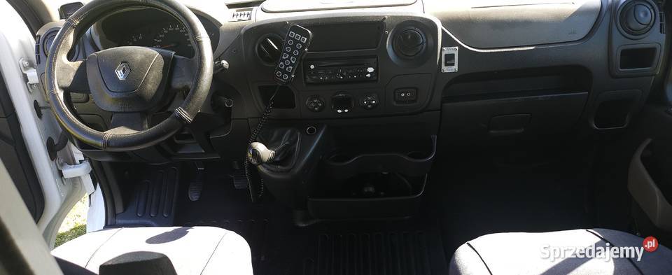 Ambulans karetka Renault Master 2013r przejscie Biskupiec