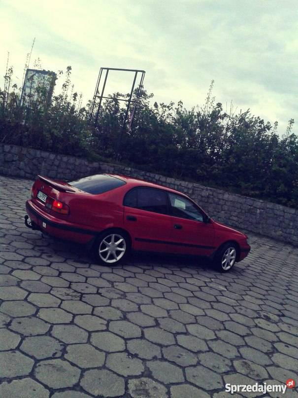 Toyota Carina E LPG Alufelgy 17 OC na do jazdy 1599cm3 sprzedam