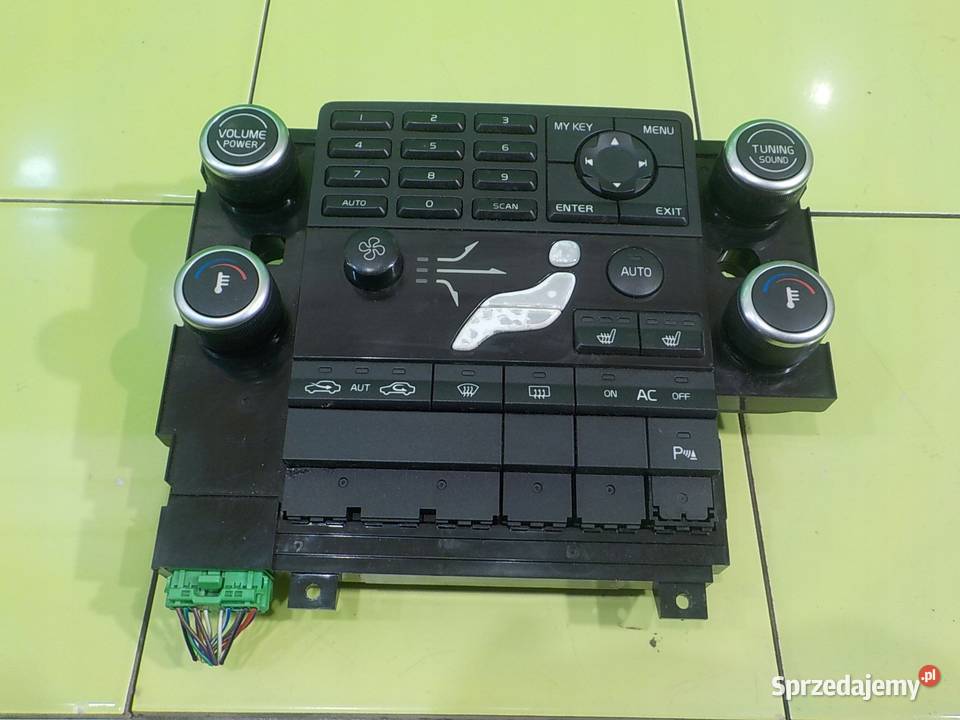 VOLVO V70 III 24 D5 AUT 08r KOMBI 5D panel osobowe