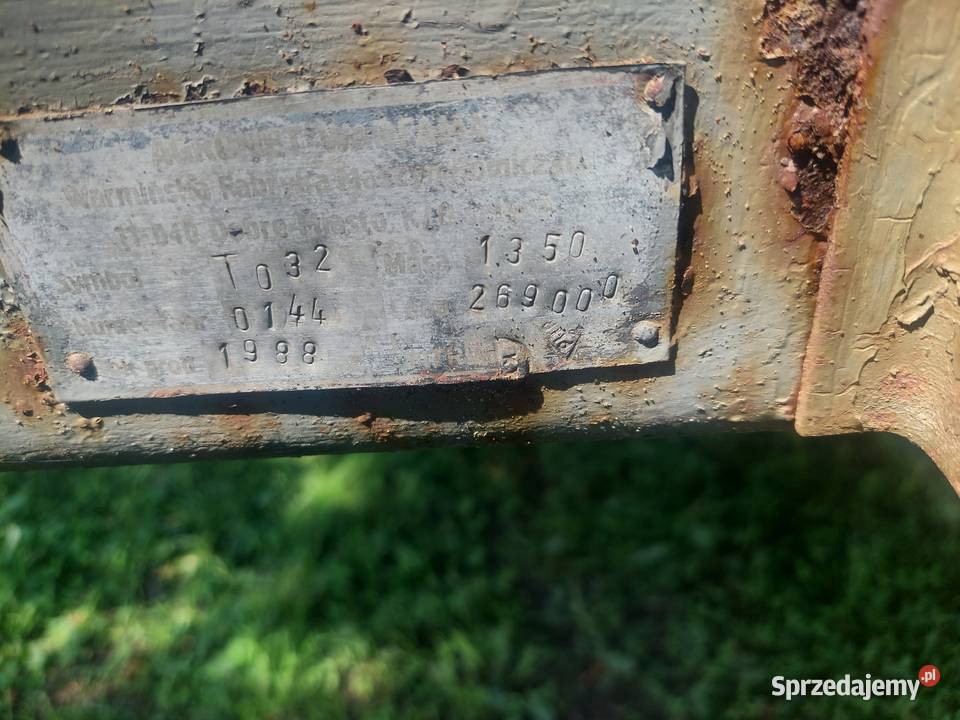 Rozrzutnik obornika jednoosiowy 3t T032 z wielkopolskie