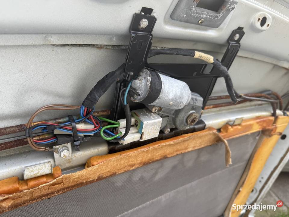 Szyberdach BMW e24 628 Pozostałe Mszana