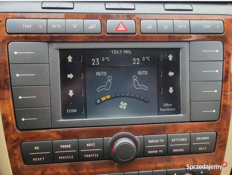 Naprawa regeneracja nawigacji radio VW Phaeton Serwis RTV i AGD Tuchola serwis sprzętu