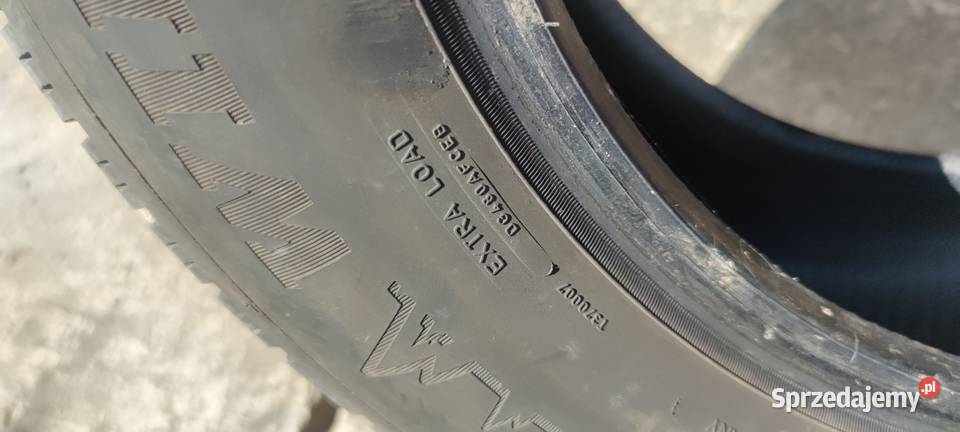 Opony Dunlop Winter Sport 5 SUV 23560R18 zimowe sprzedam