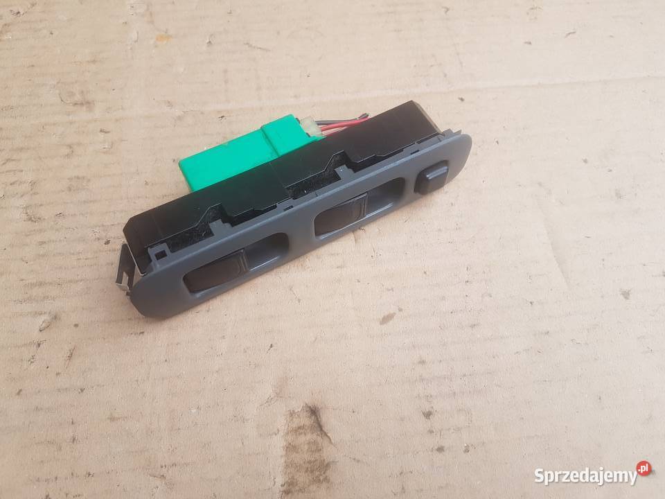 Suzuki Ignis FH 0003 panel włącznik sterowania osobowe Legnica