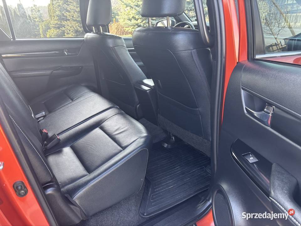 Toyota Hilux 24 d4d Automat światła LED Okuniew sprzedam