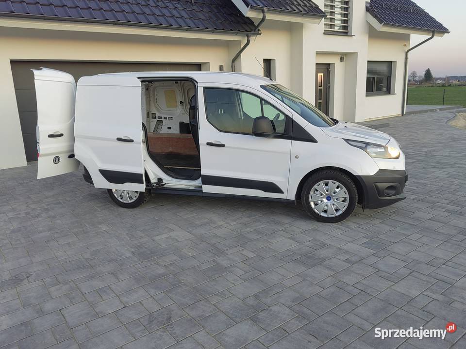 Ford connect Rok produkcji 2014 Ford Lubichowo