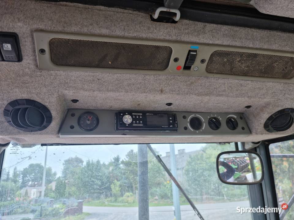 Sprowadzony mf 4260 Kabina
