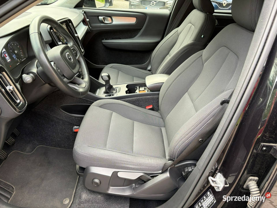 Volvo XC 40 Podgrzewane fotele i kierownica Hak XC 40 mazowieckie