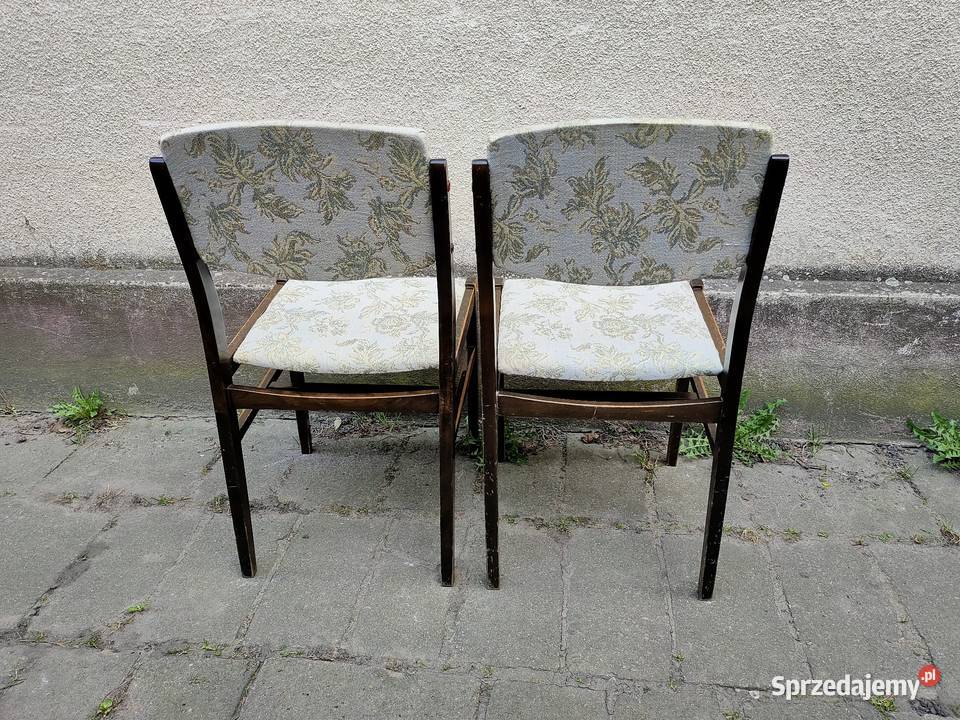 Dwa krzesła z epoki PRL 779 Meble Kościan