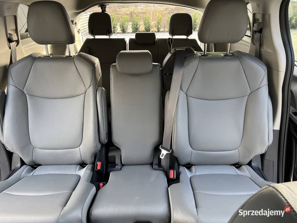 Toyota Sienna 25 hybryda 8 osób FV 23 łódzkie Sieradz