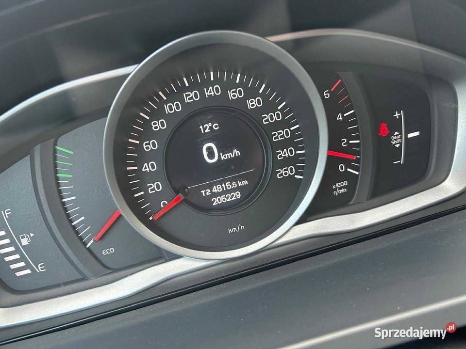 Volvo V60 Lift D2 super stan niski przebieg sprzedam