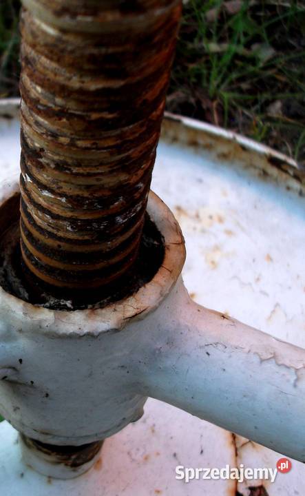 taboret metalowy stary loft modern 2 45cm Ciasna