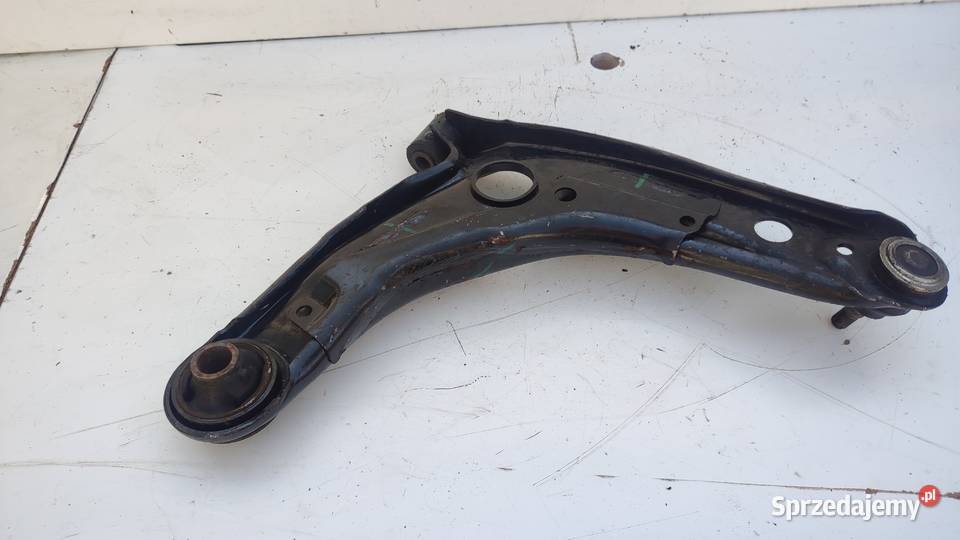 WAHACZ LEWY PRZEDNI TOYOTA YARIS III LIFT Włoszczowa