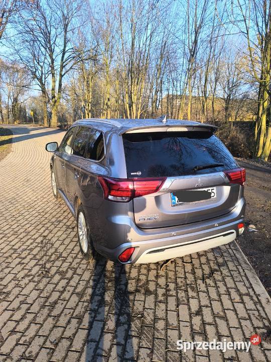 Sprzedam Mitsubishi Outlander PHEV Rok produkcji 2019 zachodniopomorskie