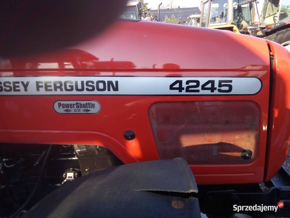 Panel dachu Massey Ferguson 4245 Nowy Sącz
