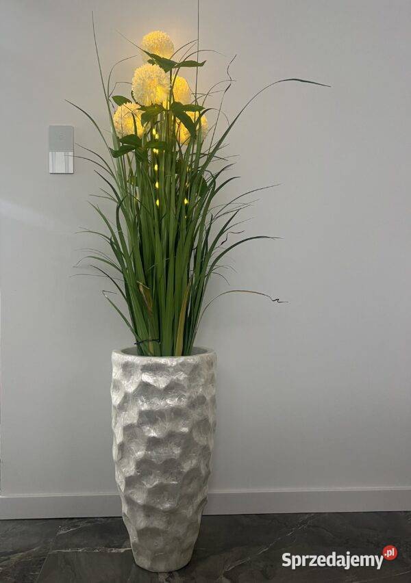 Sztuczna trawa dekoracyjna Premium podświetlana Dom i Ogród Golkowice sprzedam