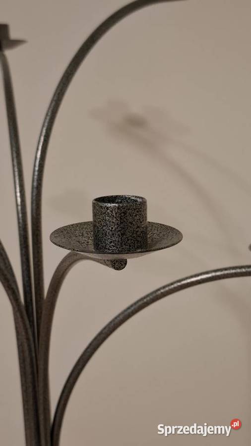 Świecznik wysoki podłogowy sześcioramienny Gierałtowice