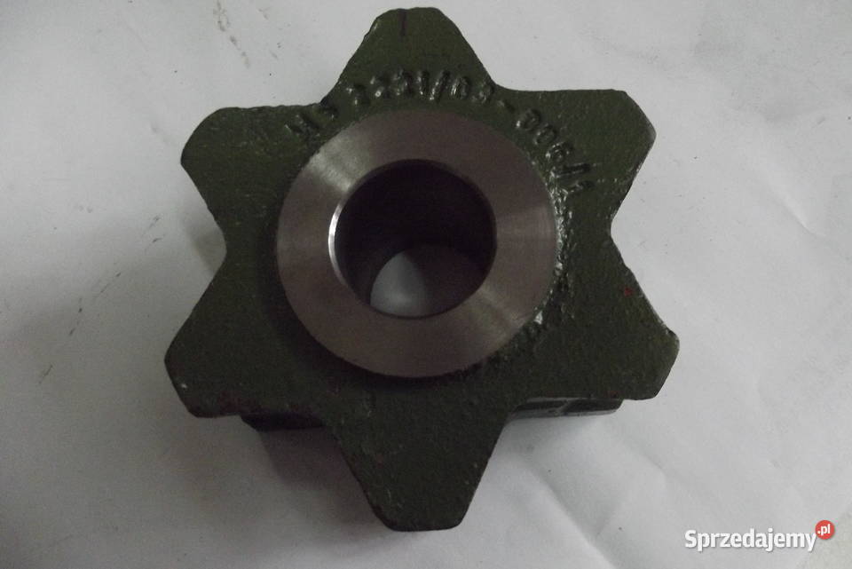 Koło gniazdowe tylne otwór fi40 mm Rozrzutnik Parczew