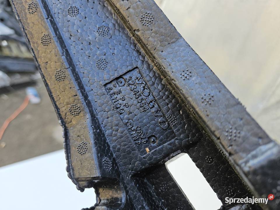 VOLVO XC60 II 2 LIFT ABSORBER ZDERZAKA PRZÓD Międzychód sprzedam