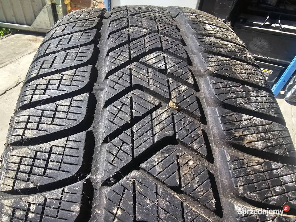 Pirelli Scorpion Winter 23555R18 Kraśnik