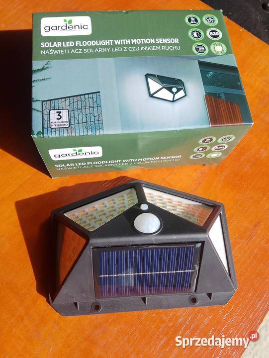 Naświetlacz solarny LED z czujnikiem ruchu Myślenice sprzedam