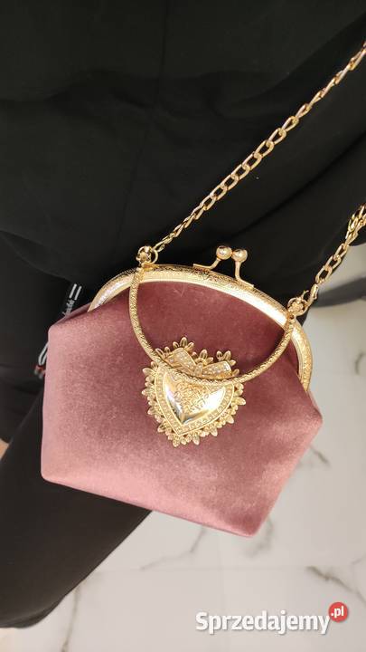 Elegancka torebka welur retro na zastrzask