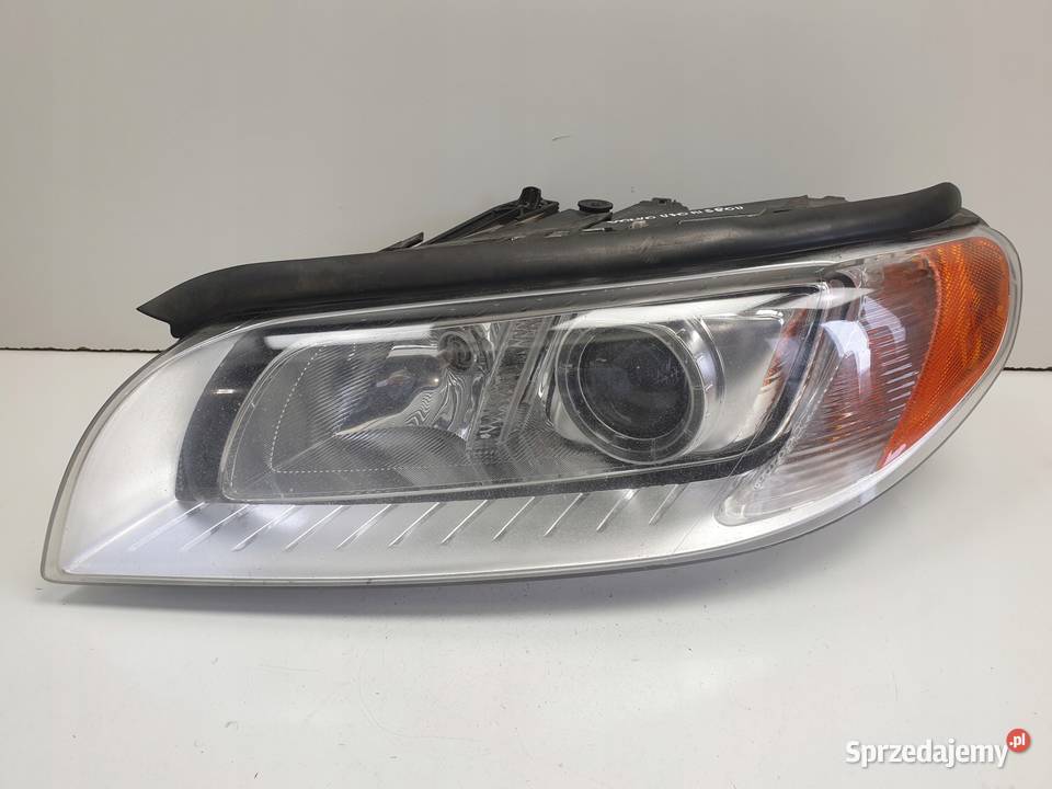 LAMPA PRZEDNIA LEWA Volvo V70 III XENON SKRĘTNY Lampy przednie Chełm