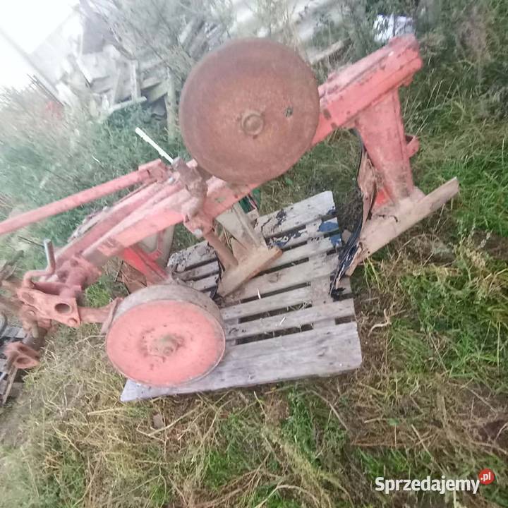 Sprzedam pługi