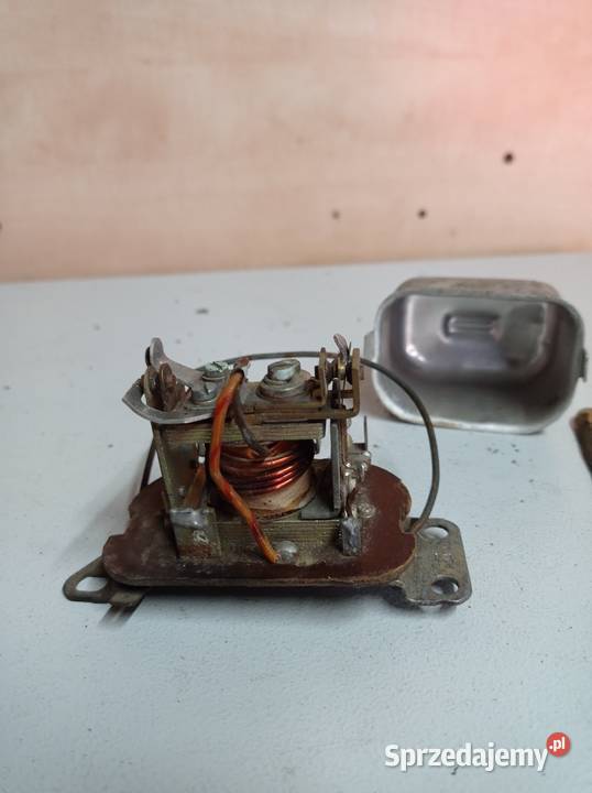 Regulator napięcia DDR 6 MZ ETZ łódzkie Łubno