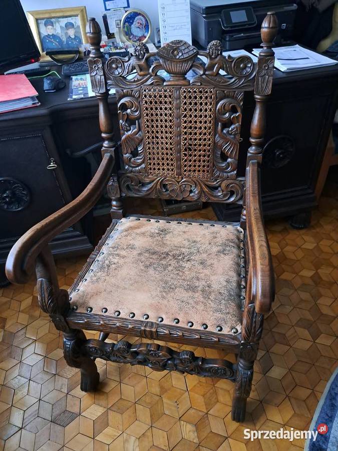 Piękny rzeźbiony fotel do biurka Myślibórz