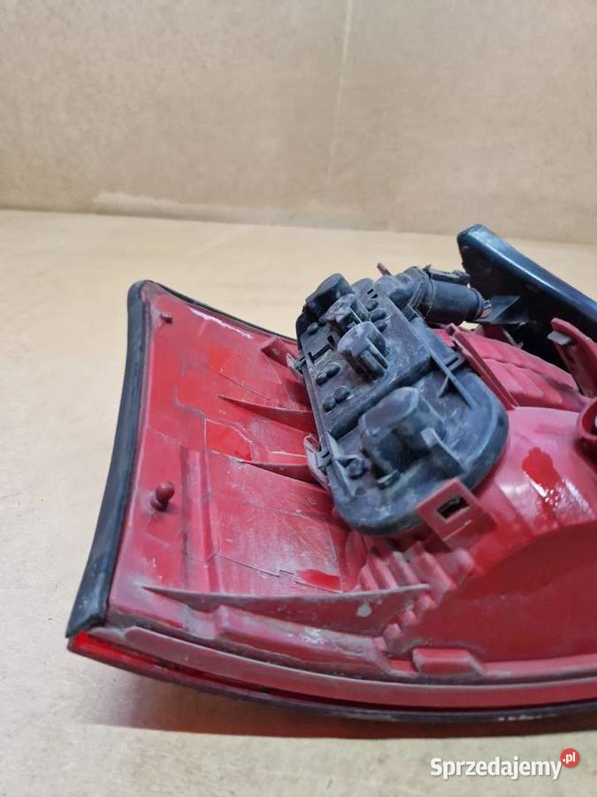 Lampa prawy tył Audi A4 B6 Avant kombi Złotoryja sprzedam